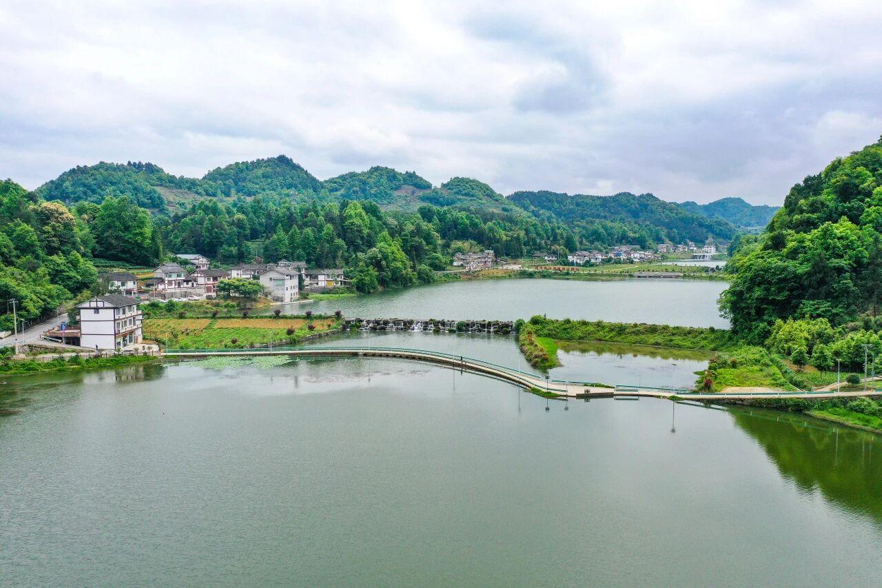 貴州省遵義市湄潭縣大溪溝生態(tài)清潔型小流域治理成效。潘希來 攝.jpg