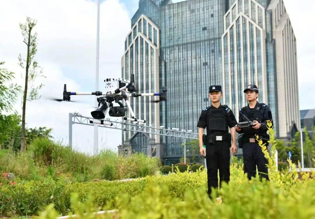 圖2無(wú)人機(jī)常態(tài)化巡邏現(xiàn)場(chǎng).jpg