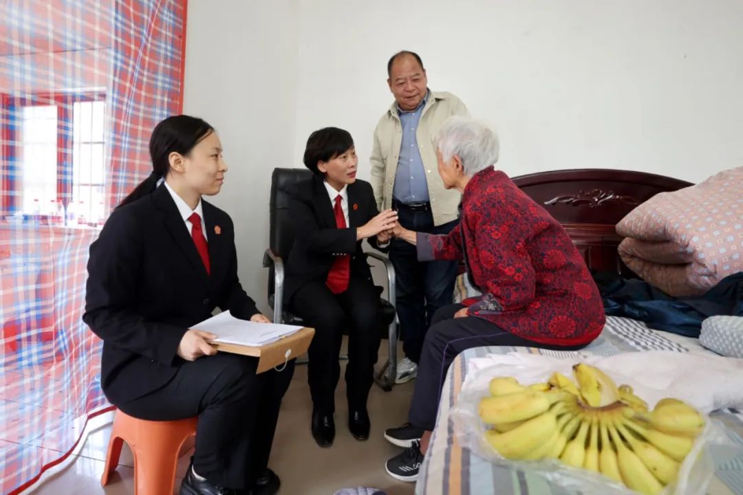 “你們跑了腿兒，暖了俺的心兒！”.jpg
