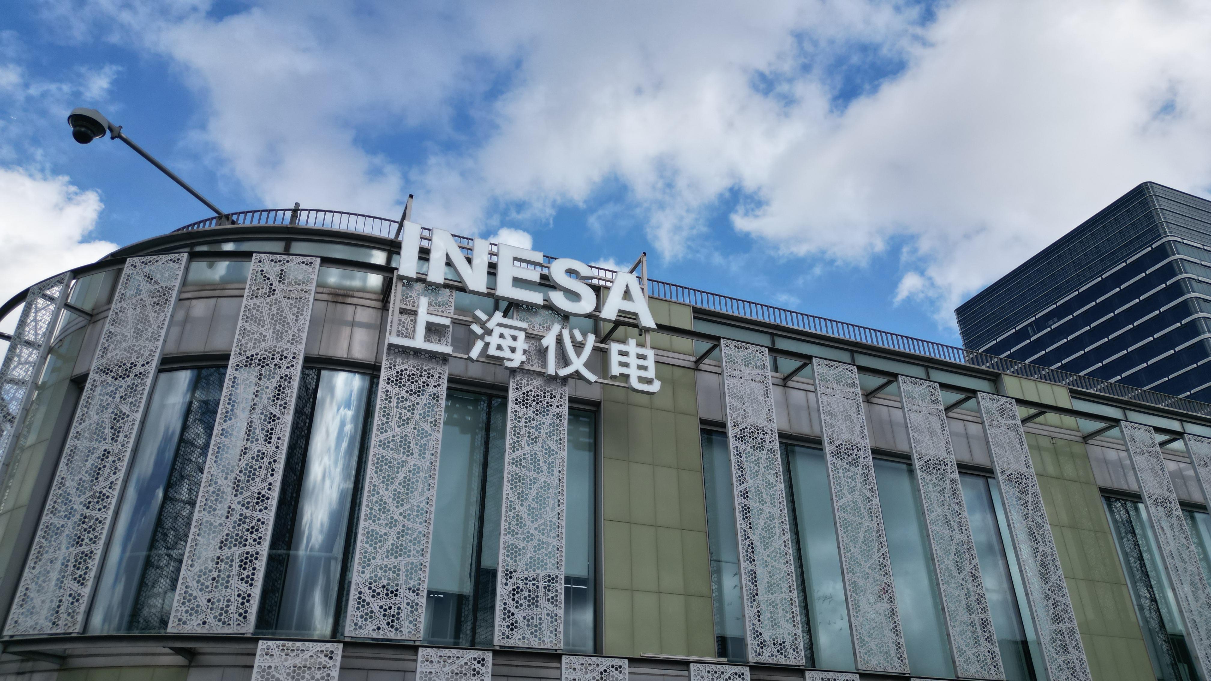 上海埃迪?？萍挤沼邢薰?></a>
                        <div>
                            <a href="http://www.58elevator.com/newzt/content/2026-01/05/content_9319088.html"><p class="title">上海埃迪?？萍挤沼邢薰?/p><p class="summary">在數(shù)字經濟背景下，上海儀電下屬上海埃迪?？萍挤沼邢薰局撬惆鍓K創(chuàng)新構建“法務1+N共享中心”模式，以板塊核心法務團隊為中樞（“1”），統(tǒng)籌服務關聯(lián)企業(yè)（“N”）。通過明確權責、標準化流程與動態(tài)化專業(yè)化人力調配，實現(xiàn)法務資源整合、標準統(tǒng)一與價值提升，有效支撐業(yè)務發(fā)展與風險防范，探索解決法務成本、風控標準、關聯(lián)協(xié)同與管理口徑問題。該模式為法務集約化管理提供有益實踐，助力法治國企建設，賦能高質量發(fā)展，具有可復制推廣價值?！?span>[詳細]</span></p></a>
                        </div>
                    </div>
                </div>
                <div   id="14mwno77p"   class="b0 box">
                    <p class="num">05</p>
                    <div   id="14mwno77p"   class="dis_flex cont">
                        <a href="http://www.58elevator.com/newzt/content/2026-01/05/content_9319104.html"><img src="http://www.58elevator.com/newzt/images/2026-01/05/9319104_0fabbae3-6cdf-41a1-8b02-975b1cbbd177.jpg" alt=